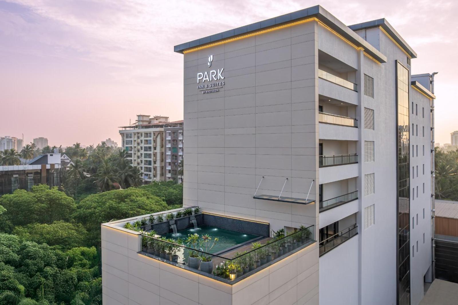 Park Inn & Suites By Radisson Thrissur East Fort Buitenkant foto