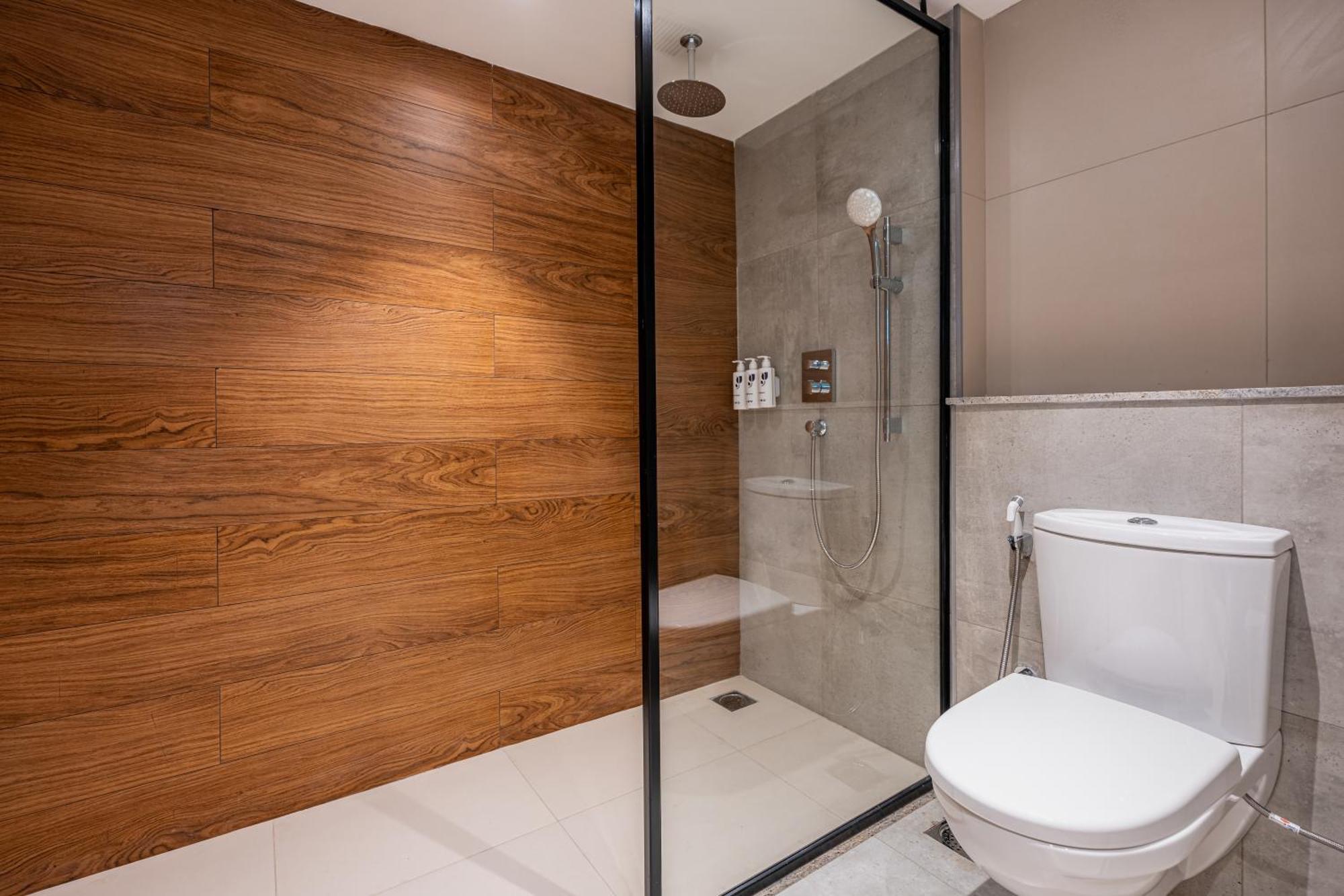 Park Inn & Suites By Radisson Thrissur East Fort Buitenkant foto