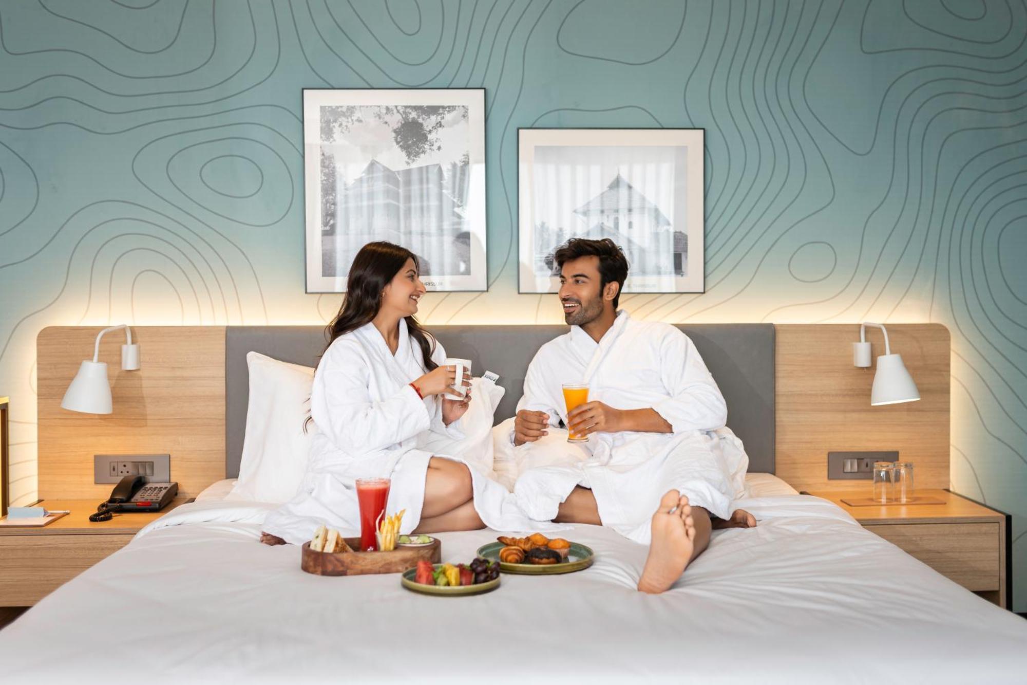Park Inn & Suites By Radisson Thrissur East Fort Buitenkant foto