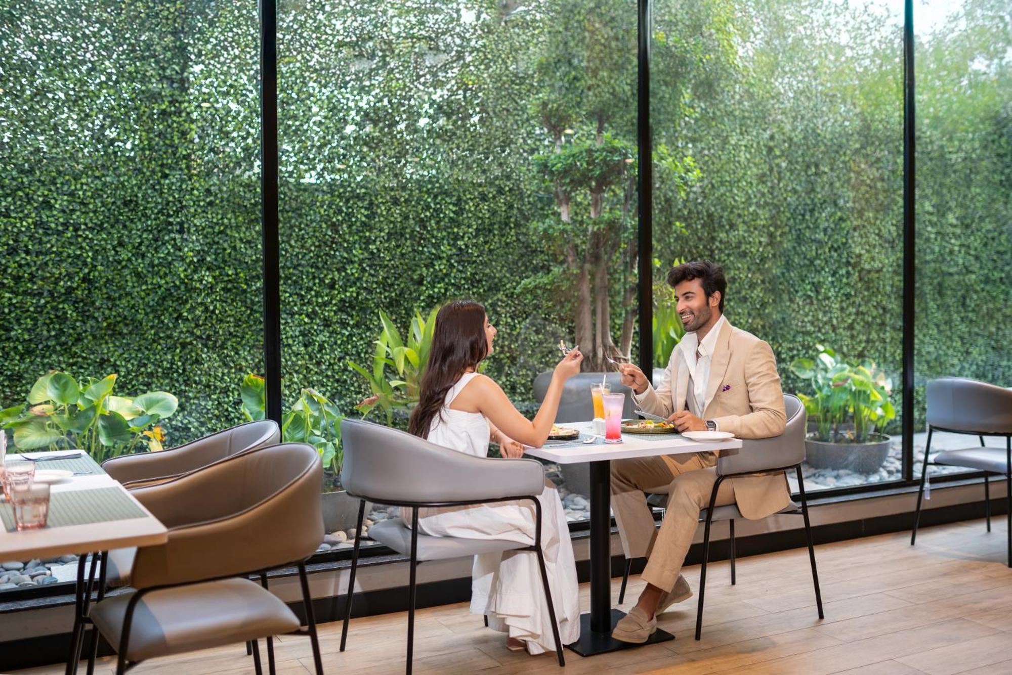 Park Inn & Suites By Radisson Thrissur East Fort Buitenkant foto